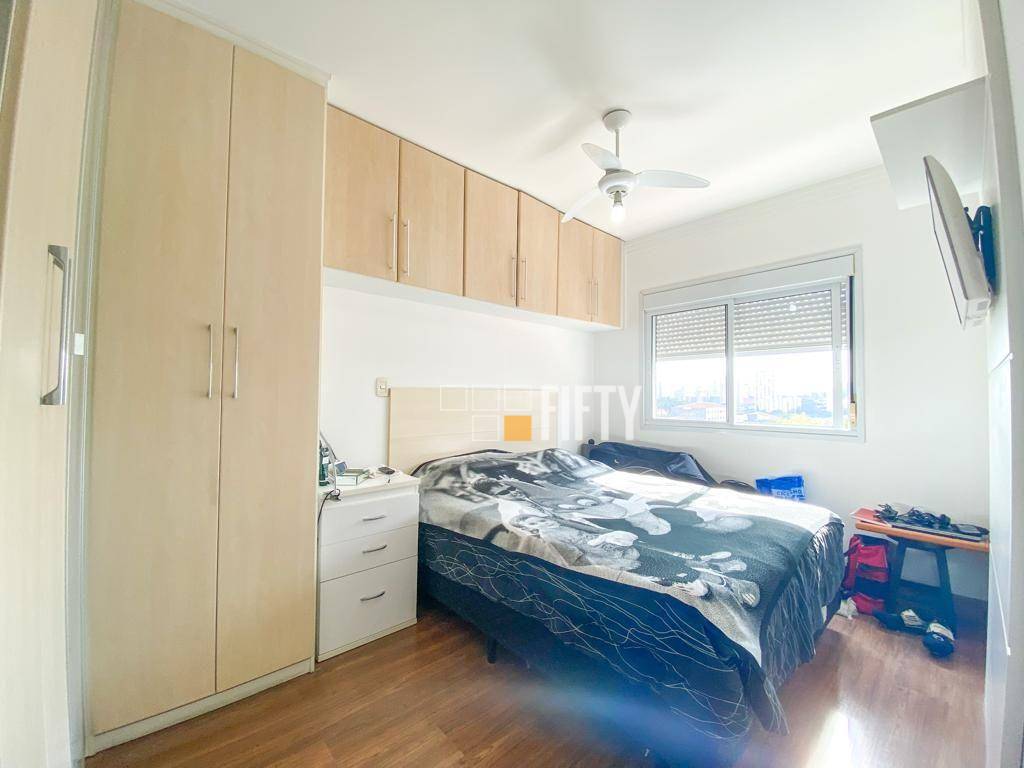 Apartamento à venda com 2 quartos, 65m² - Foto 11