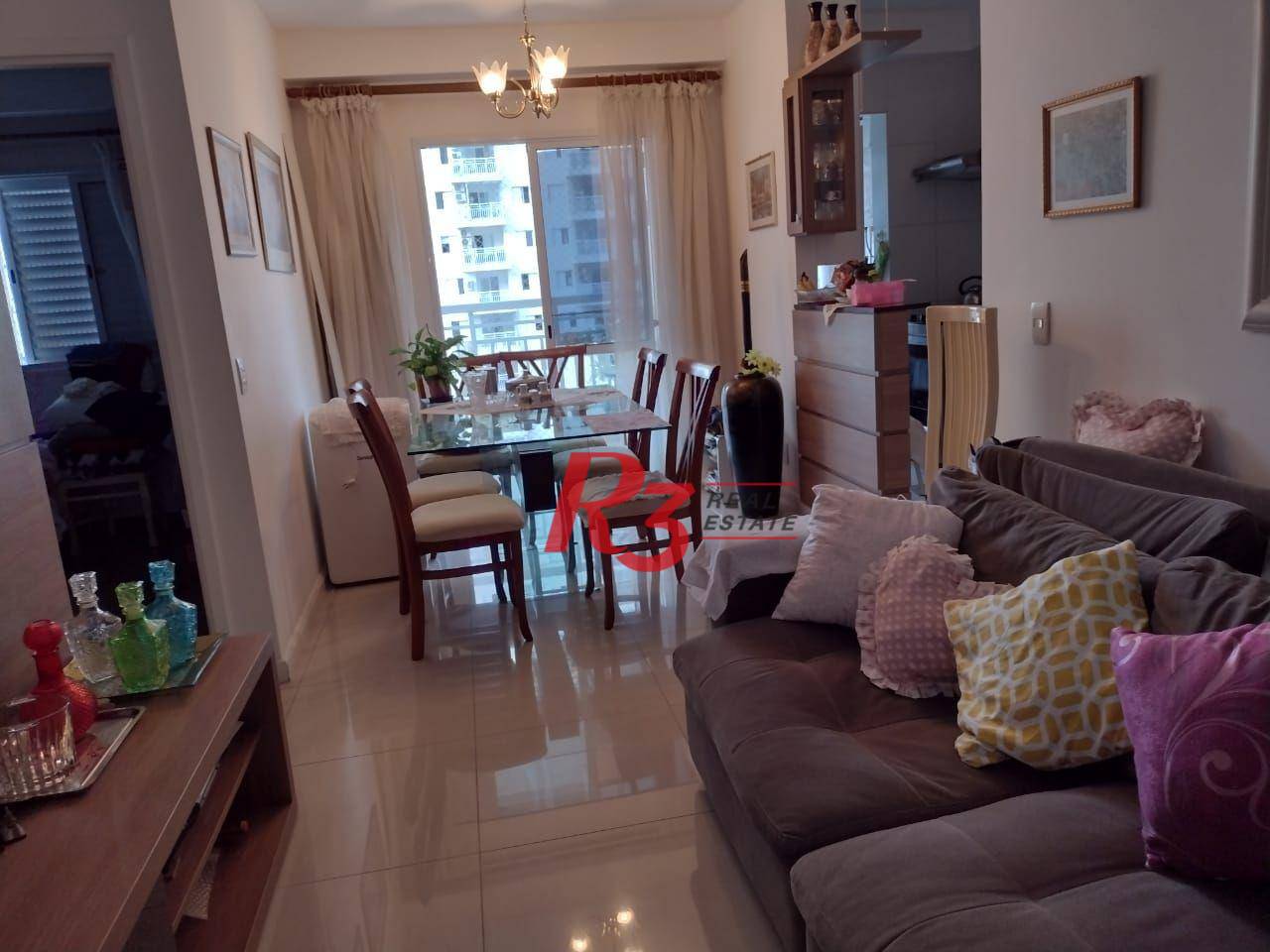 Apartamento à venda com 2 quartos, 64m² - Foto 2