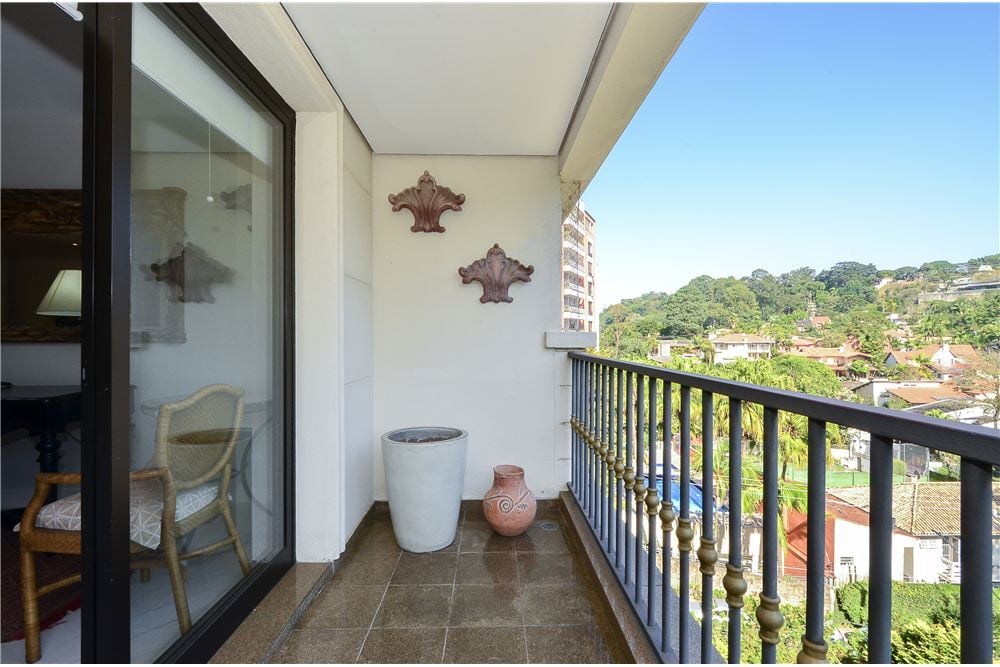 Apartamento à venda com 2 quartos, 121m² - Foto 8