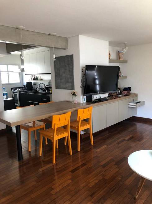 Apartamento à venda com 2 quartos, 100m² - Foto 1