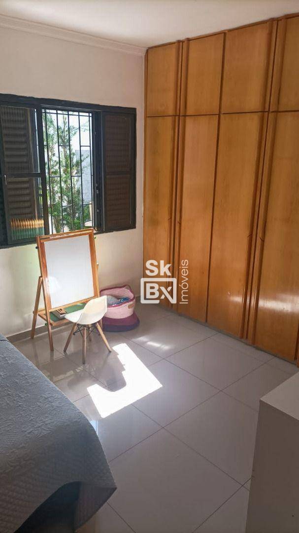 Casa à venda com 3 quartos, 200m² - Foto 12