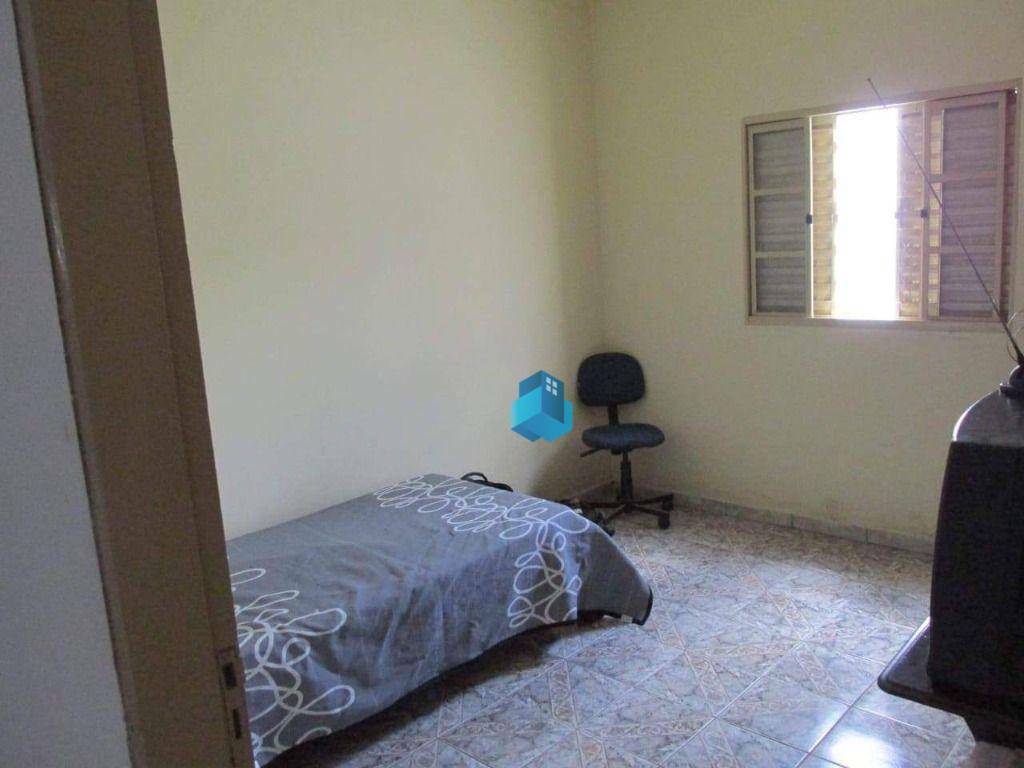 Casa à venda com 3 quartos, 120m² - Foto 13