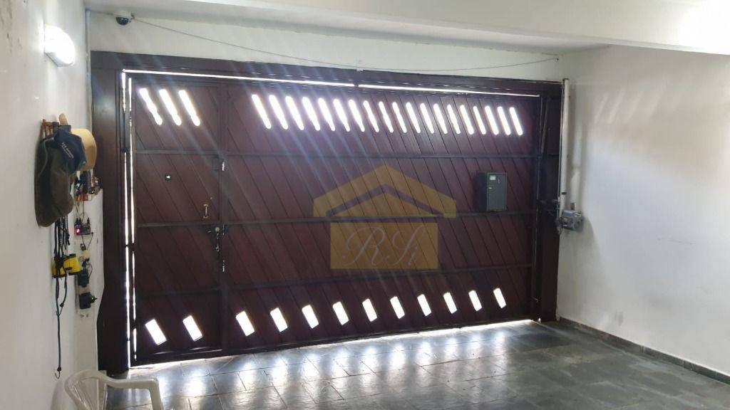 Sobrado à venda com 3 quartos, 121m² - Foto 2