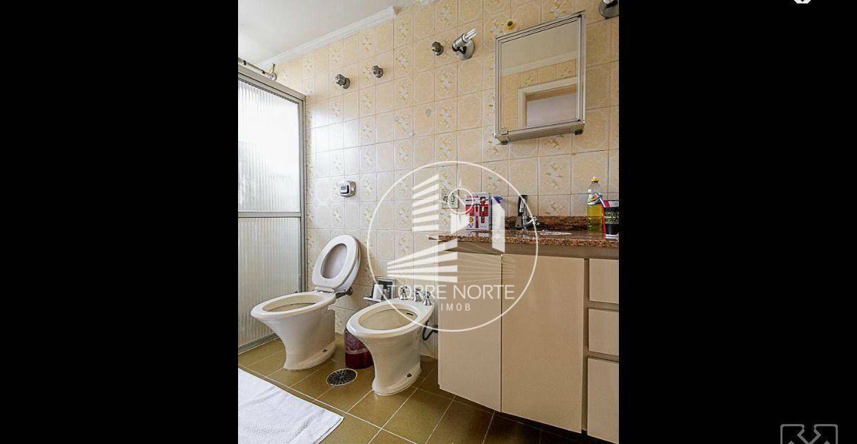 Apartamento à venda com 3 quartos, 134m² - Foto 4