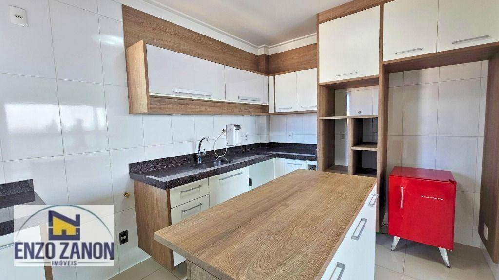 Apartamento à venda com 4 quartos, 208m² - Foto 7