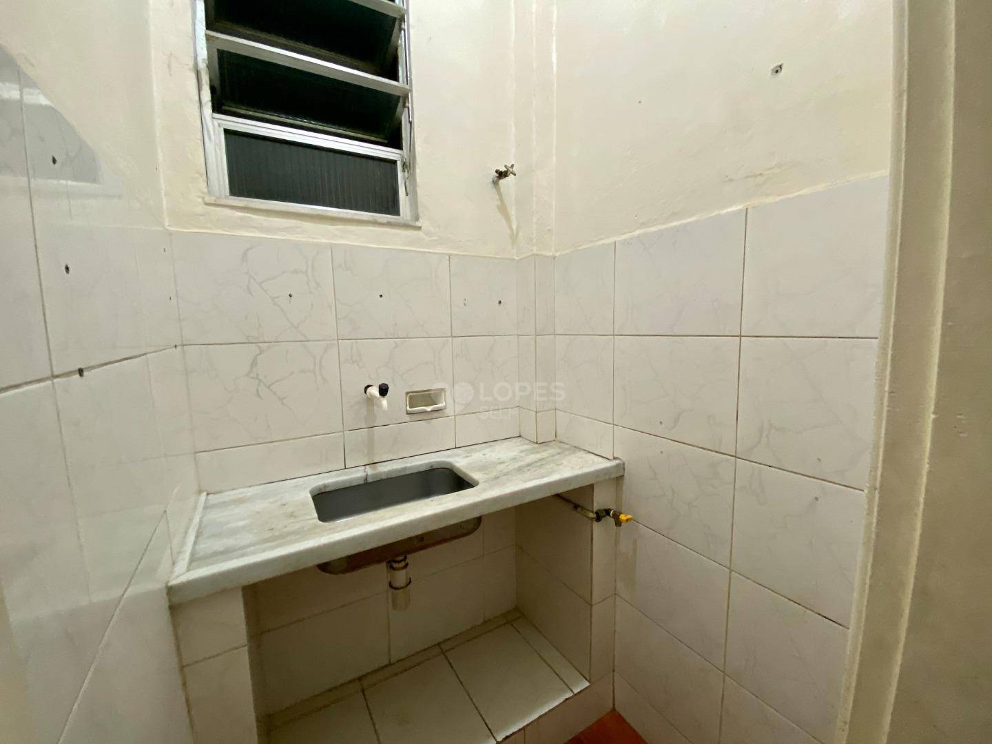 Apartamento à venda com 1 quarto, 40m² - Foto 5