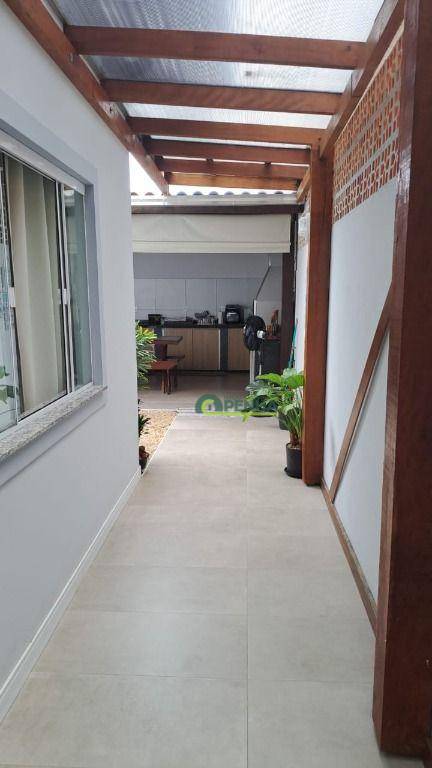 Casa à venda com 2 quartos, 100m² - Foto 6