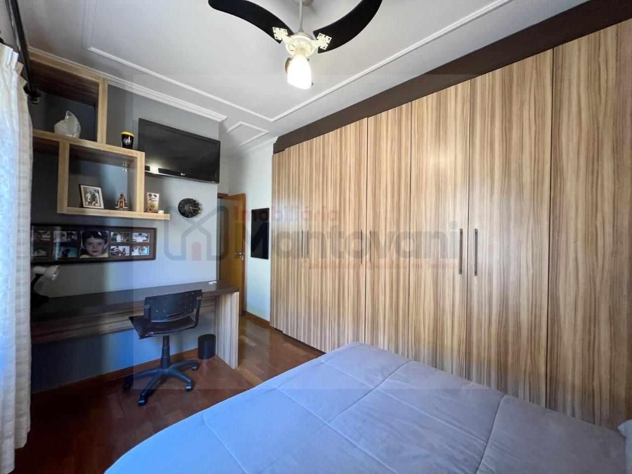 Casa à venda com 3 quartos, 540m² - Foto 23