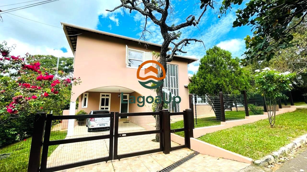 Casa de Condomínio à venda com 4 quartos, 357m² - Foto 1