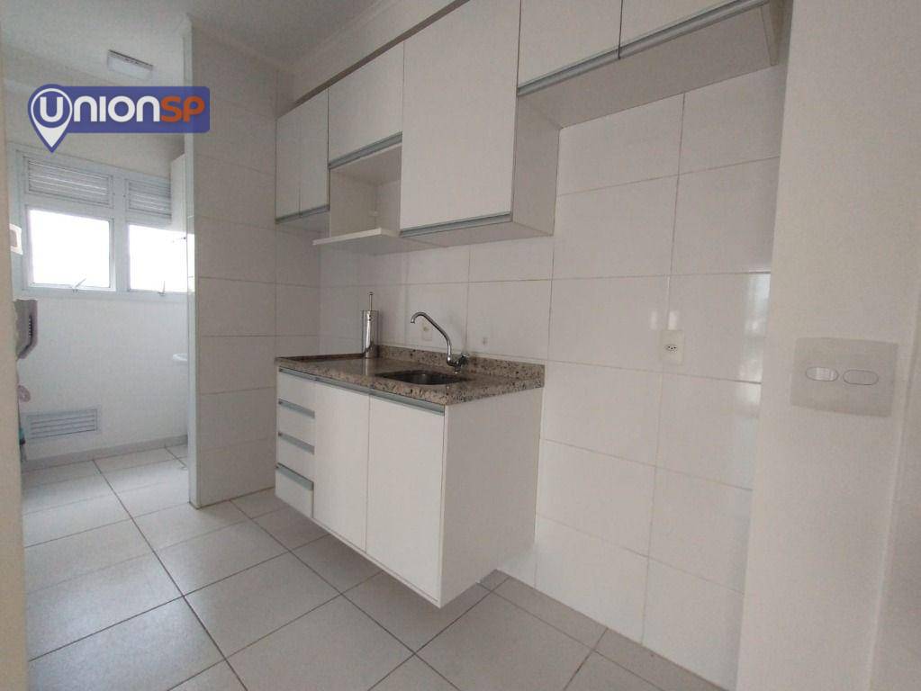 Apartamento à venda com 1 quarto, 39m² - Foto 9