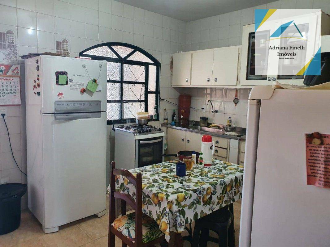 Apartamento à venda com 4 quartos, 140m² - Foto 16