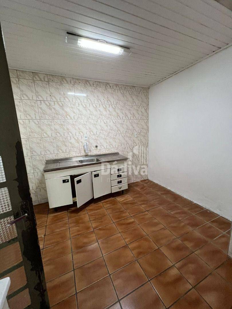 Casa para alugar com 1 quarto, 300M2 - Foto 4