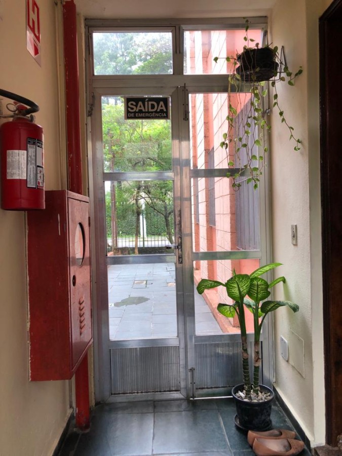 Apartamento para alugar com 2 quartos, 55m² - Foto 10