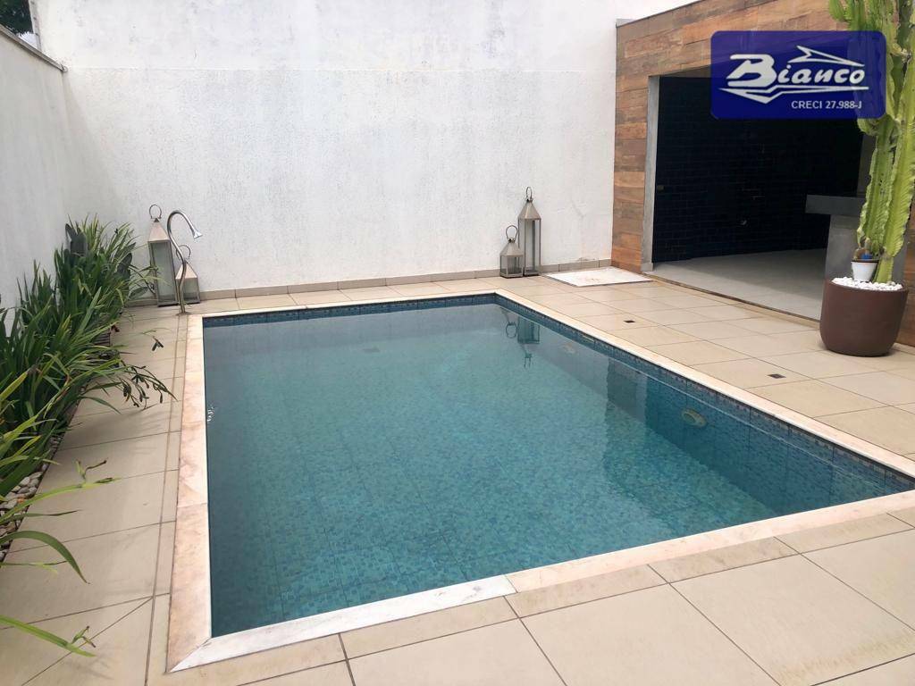 Sobrado à venda com 4 quartos, 250m² - Foto 10