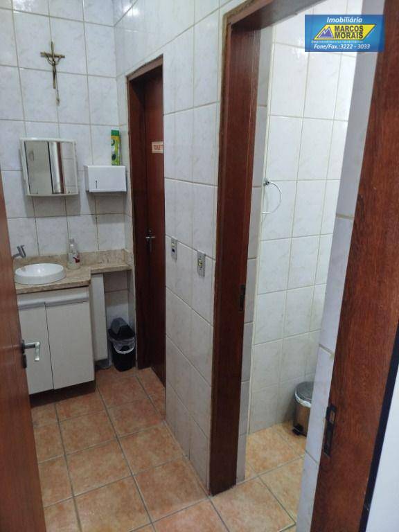 Loja-Salão para alugar, 99m² - Foto 15