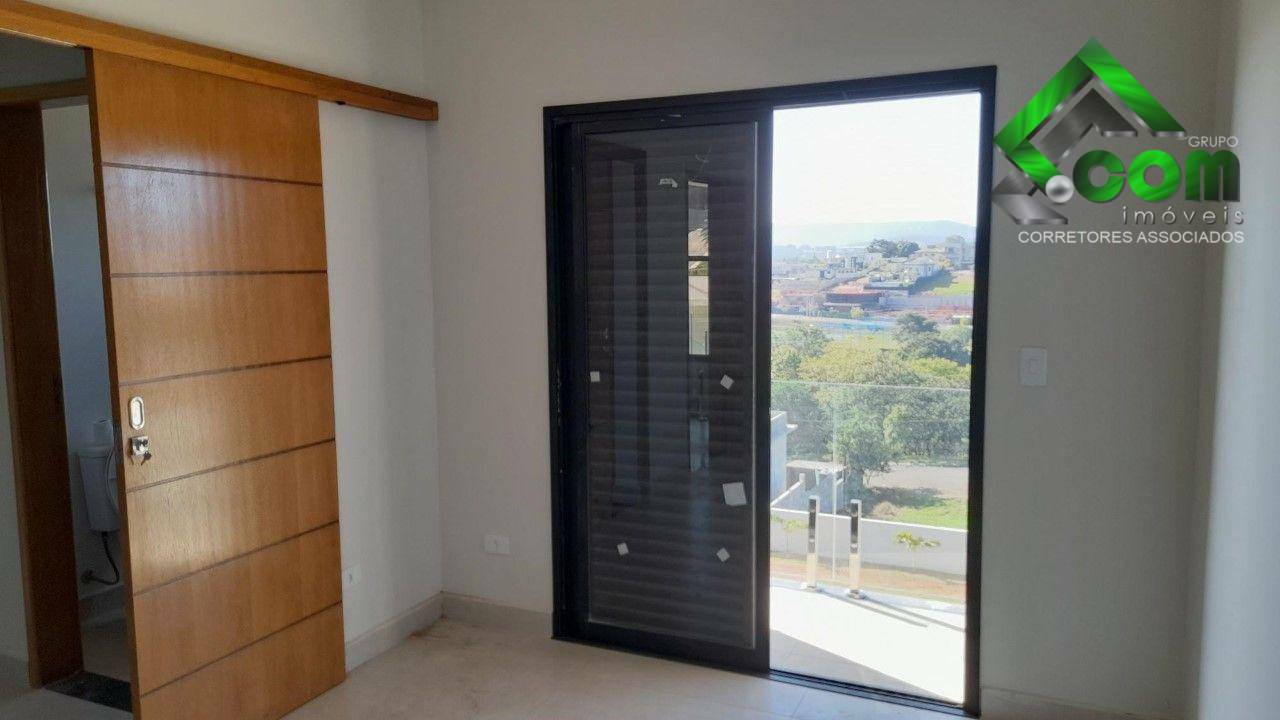 Casa à venda com 3 quartos, 221m² - Foto 11