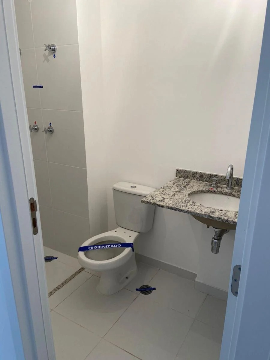 Apartamento à venda com 2 quartos, 70m² - Foto 18