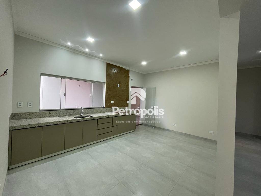 Casa à venda com 3 quartos, 185m² - Foto 7