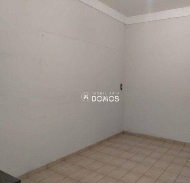 Casa à venda com 3 quartos, 250M2 - Foto 10