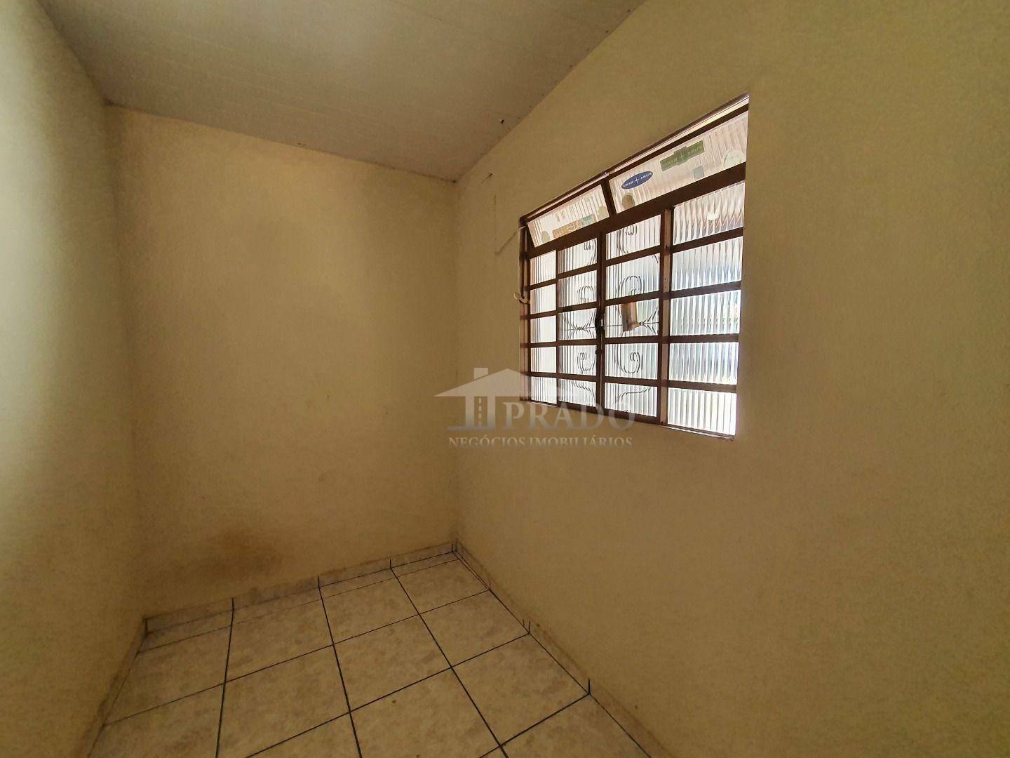 Casa à venda com 4 quartos, 200m² - Foto 17