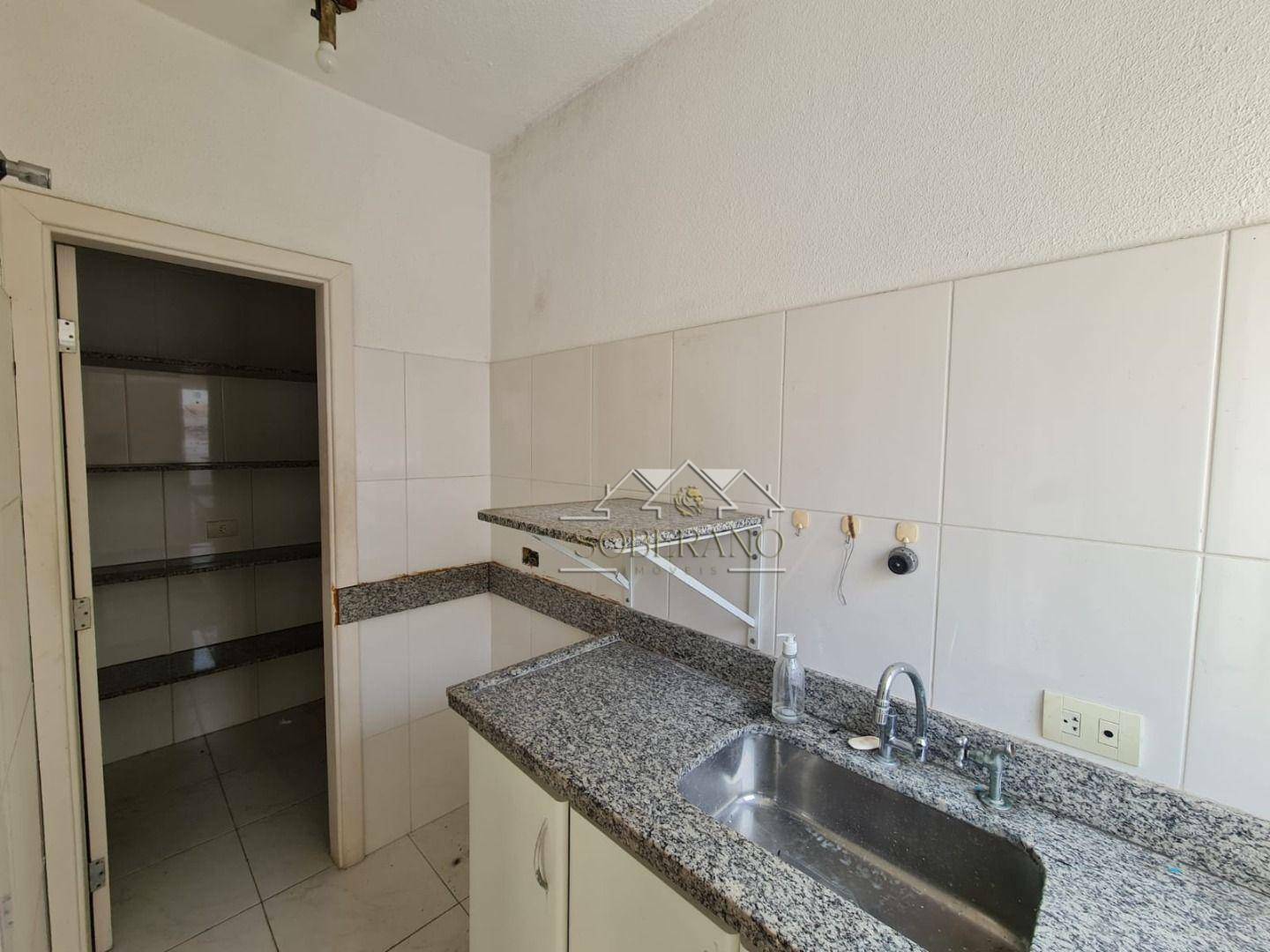 Casa à venda com 2 quartos, 210m² - Foto 5