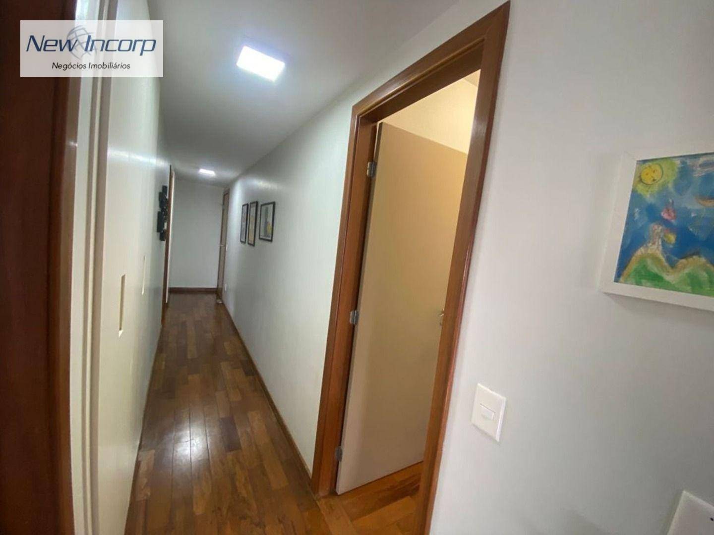 Apartamento à venda com 4 quartos, 202m² - Foto 28