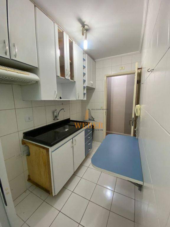 Apartamento à venda com 3 quartos, 59m² - Foto 12