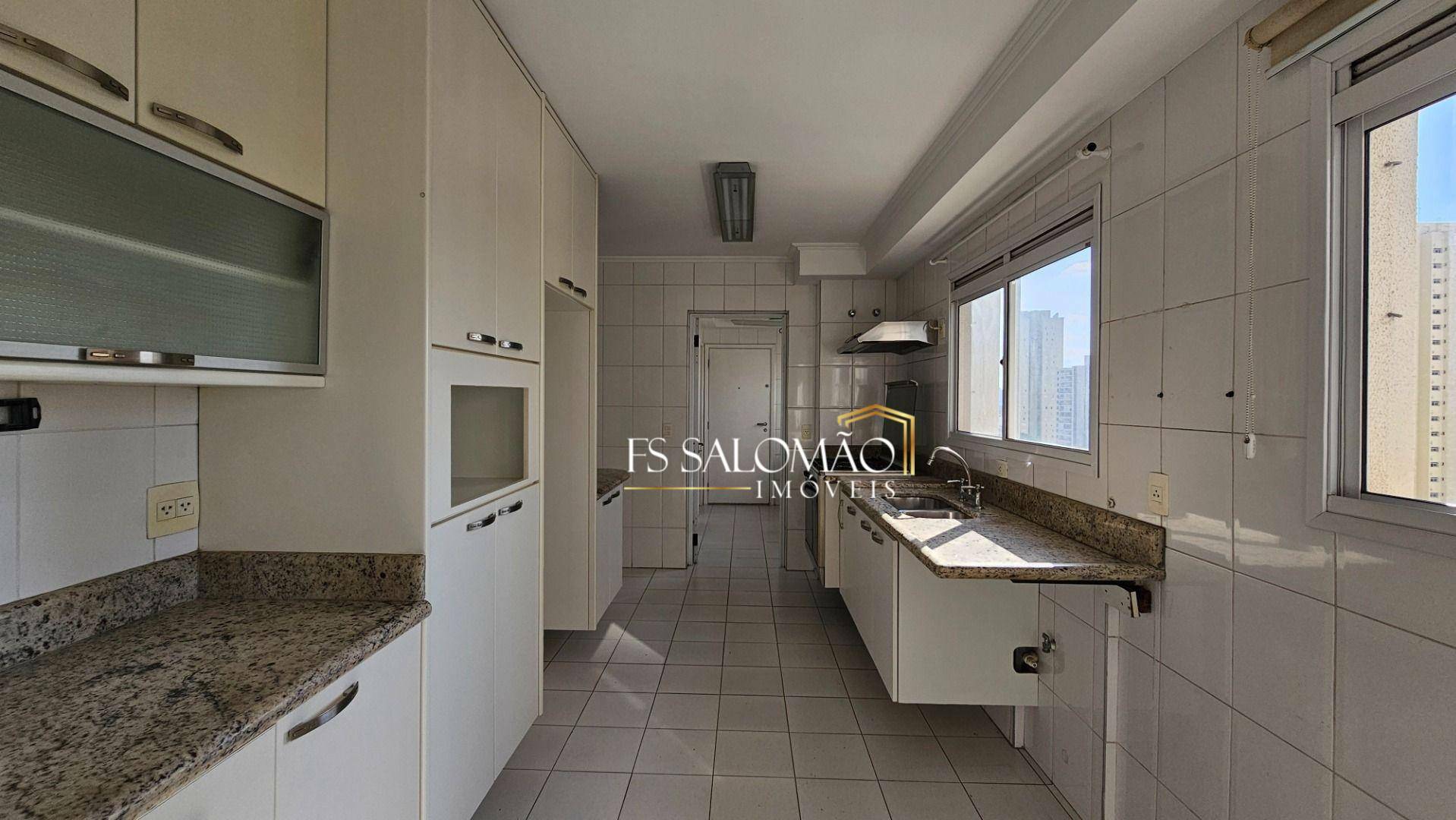 Apartamento para alugar com 4 quartos, 176m² - Foto 8