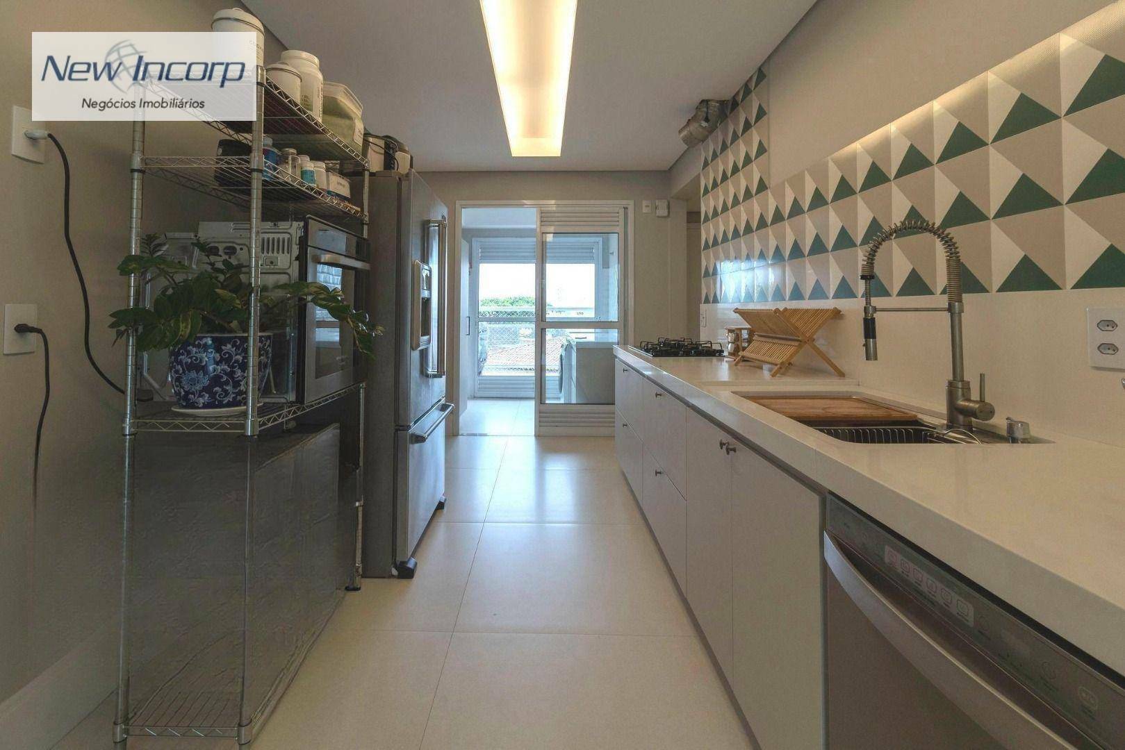 Apartamento à venda com 3 quartos, 208m² - Foto 13