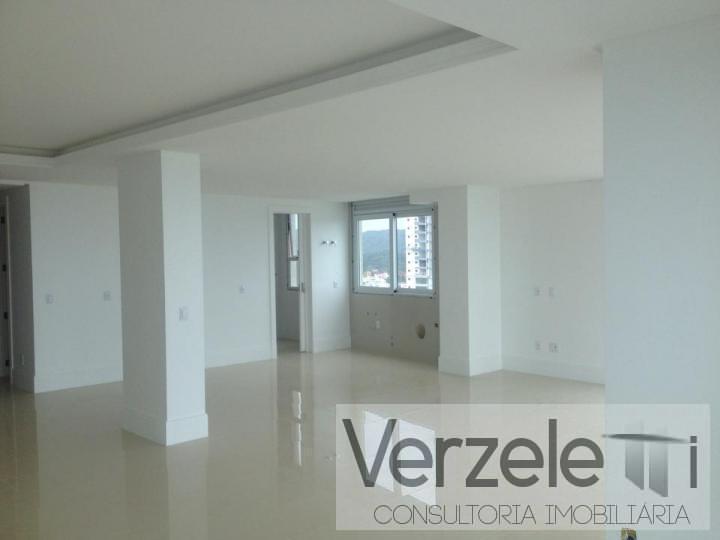 Apartamento à venda com 3 quartos, 180m² - Foto 10