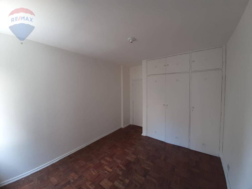 Apartamento para alugar com 2 quartos, 90m² - Foto 15