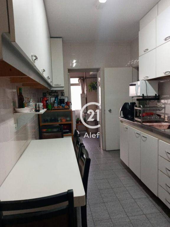 Apartamento à venda com 3 quartos, 130m² - Foto 35