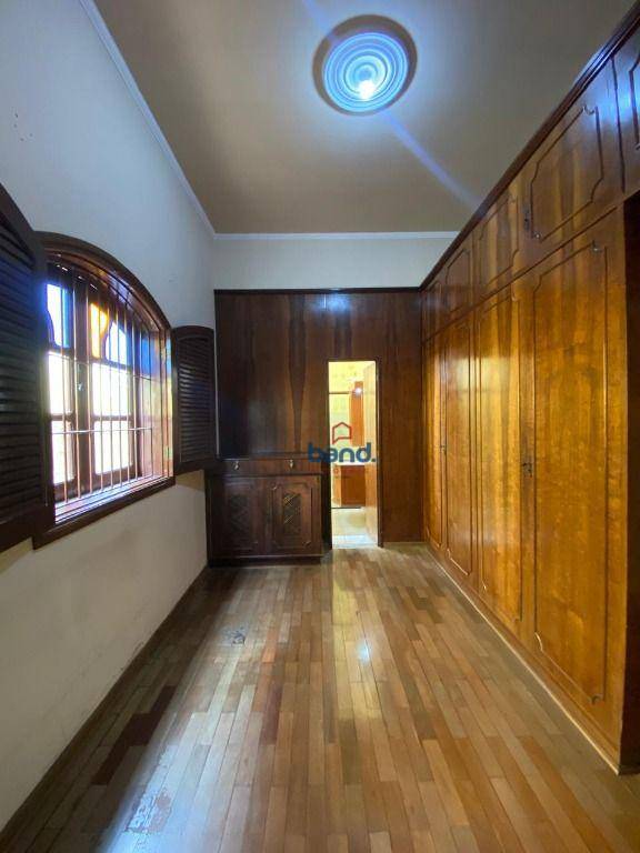 Casa à venda com 3 quartos, 298m² - Foto 18