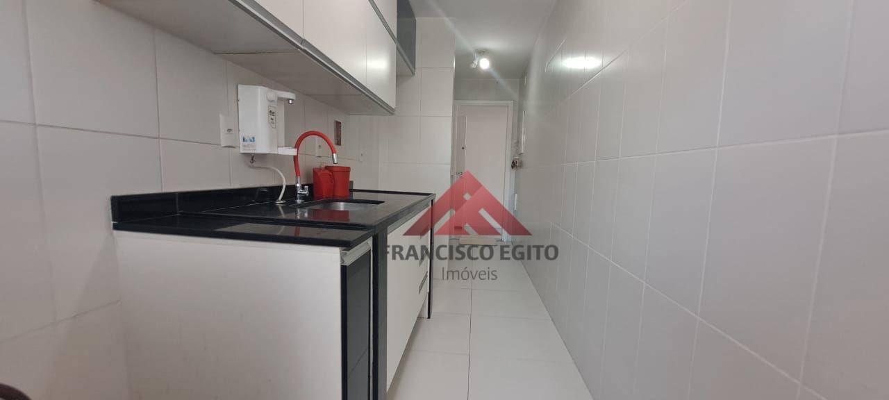 Apartamento para alugar com 3 quartos, 84m² - Foto 19