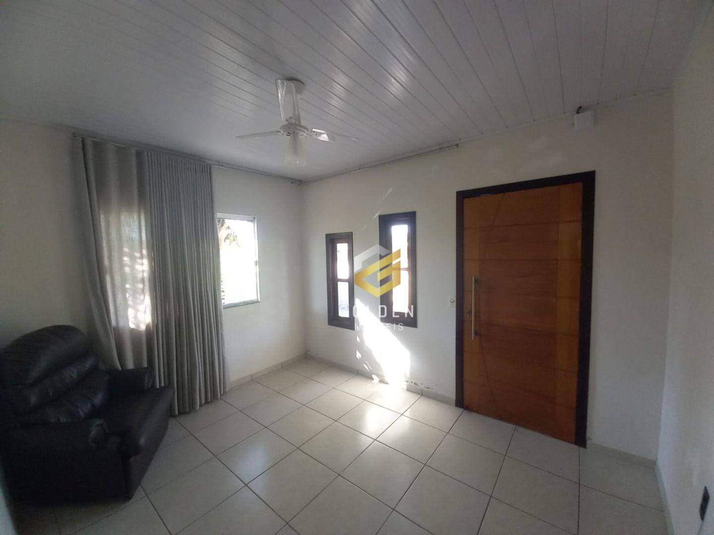 Sítio à venda com 3 quartos, 170m² - Foto 2