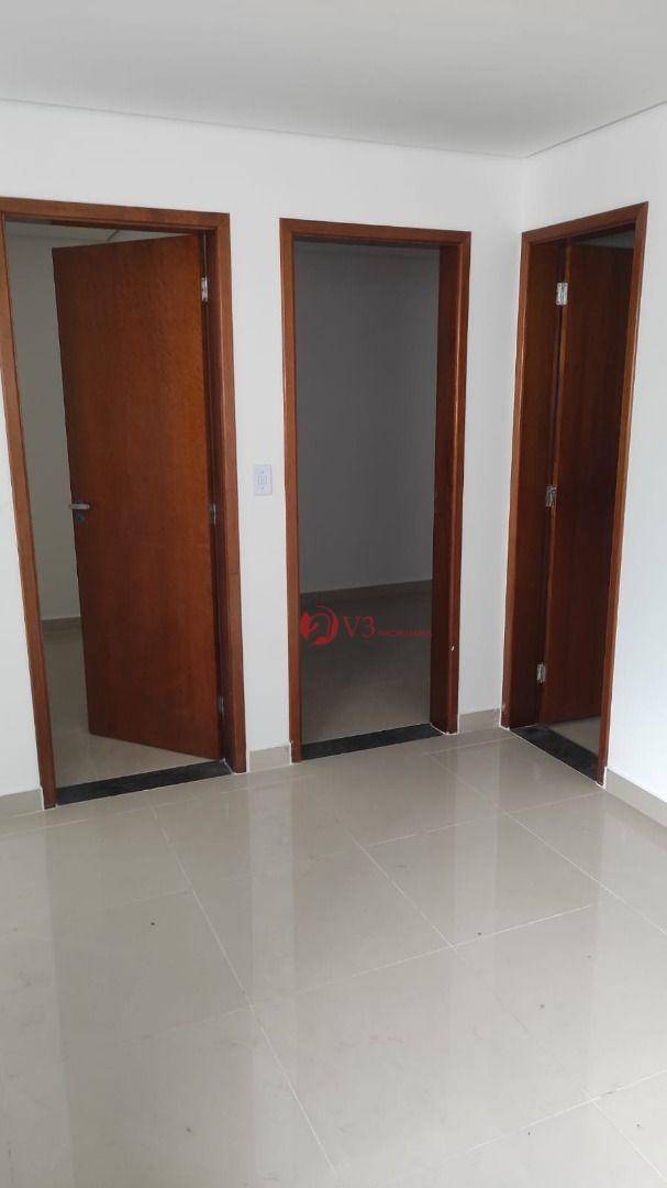 Apartamento à venda com 2 quartos, 42m² - Foto 2