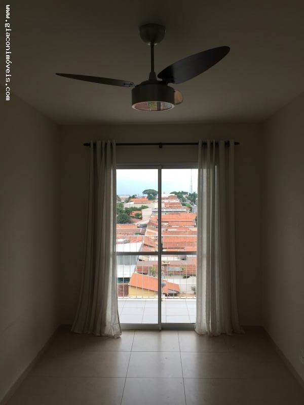 Apartamento à venda com 2 quartos, 65m² - Foto 3