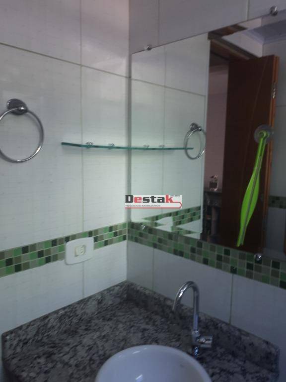 Apartamento à venda com 2 quartos, 56m² - Foto 17