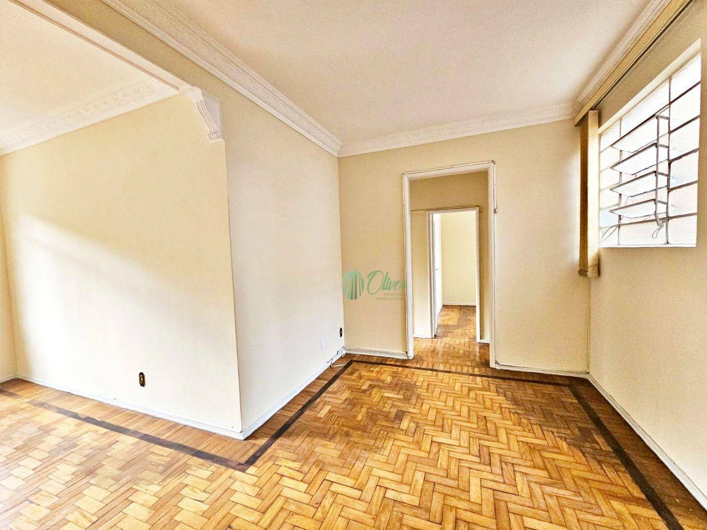 Apartamento à venda com 3 quartos, 90m² - Foto 4