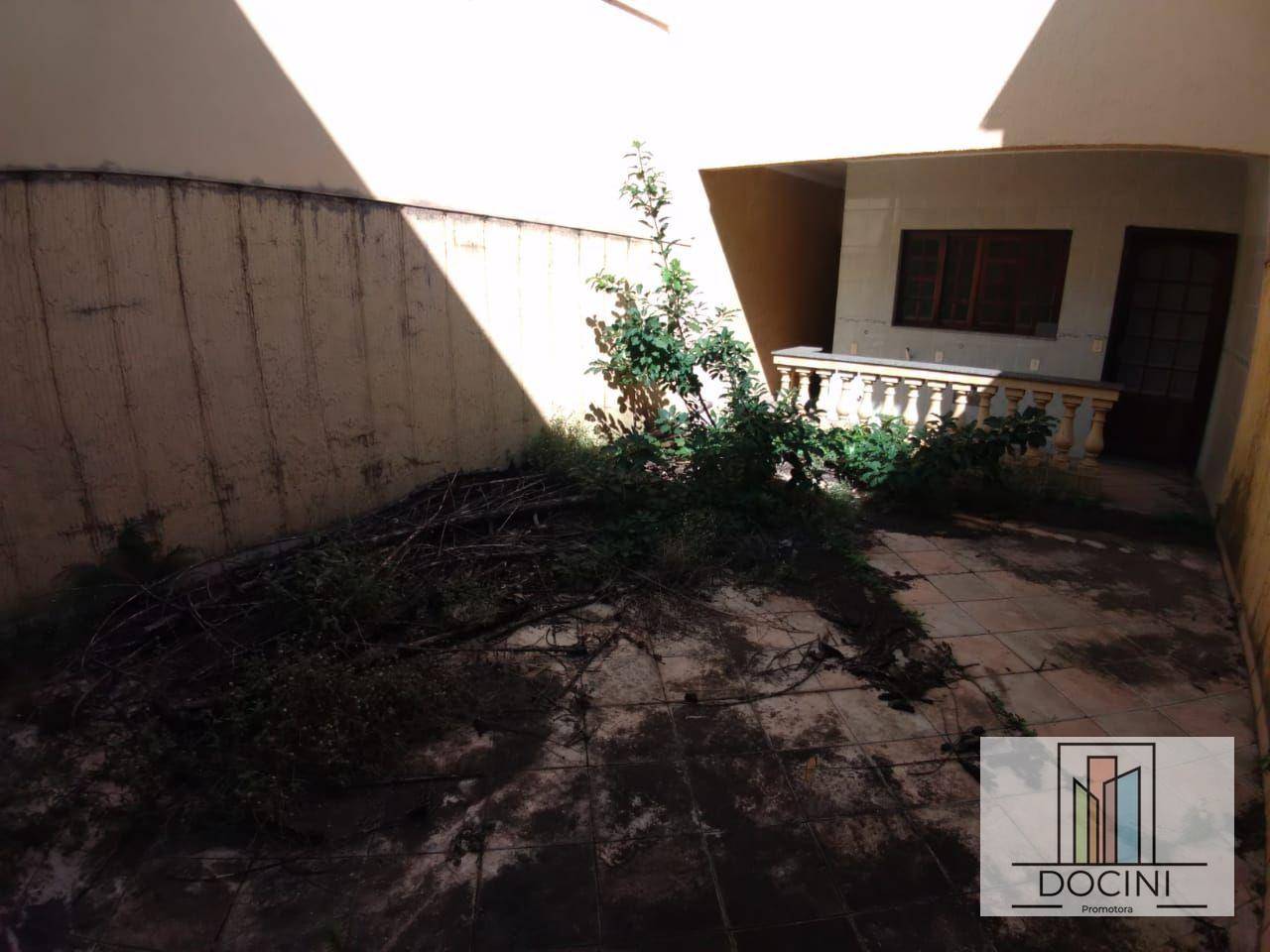 Sobrado à venda com 4 quartos, 260M2 - Foto 27