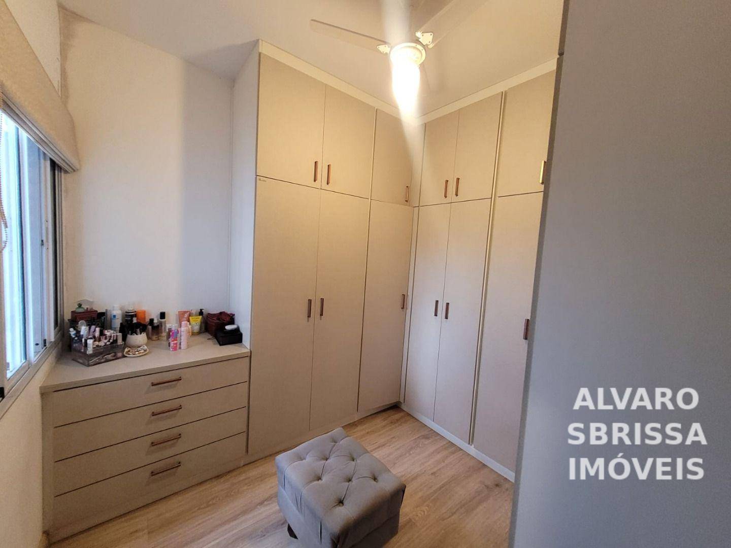 Casa à venda com 3 quartos, 205m² - Foto 14