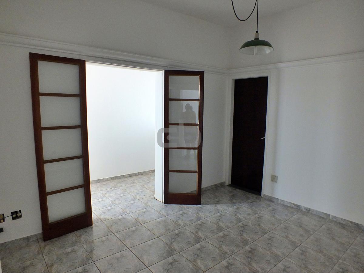 Casa à venda com 4 quartos, 310m² - Foto 12