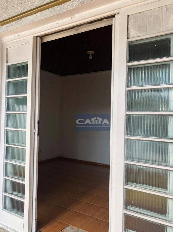 Casa à venda com 2 quartos, 79m² - Foto 4