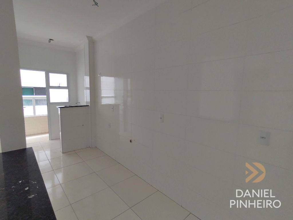 Apartamento à venda com 2 quartos, 64m² - Foto 6