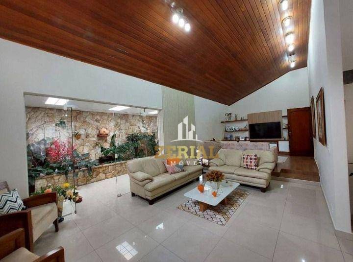 Casa à venda com 4 quartos, 264m² - Foto 1