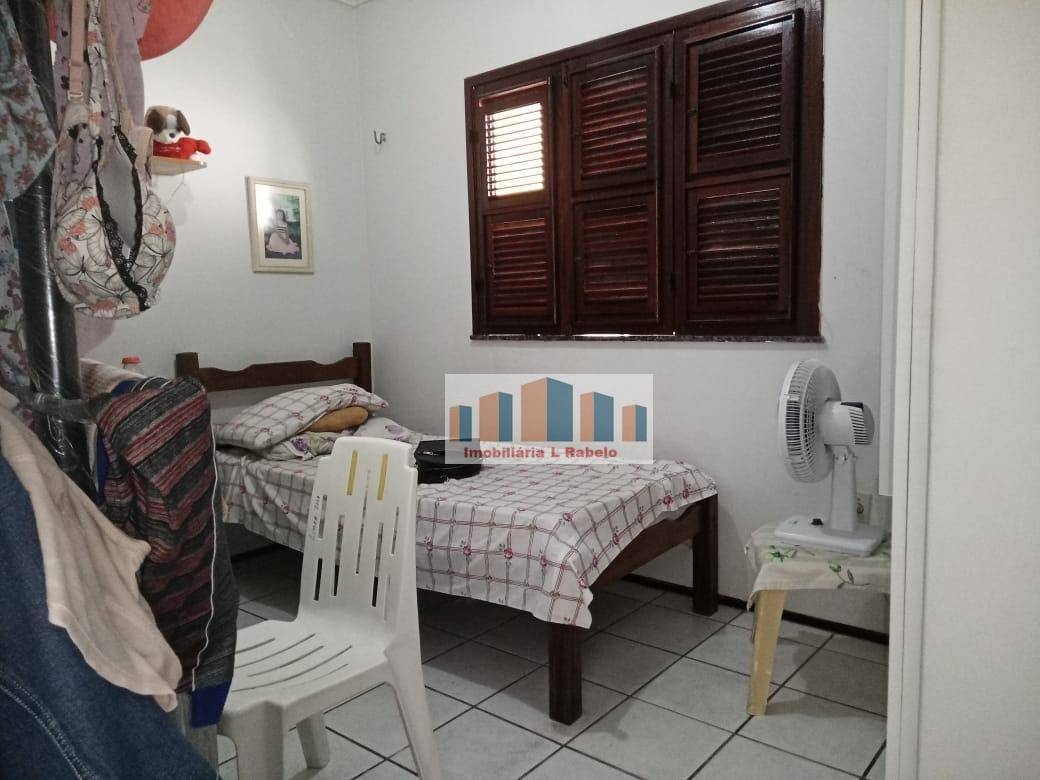 Casa à venda com 3 quartos, 130m² - Foto 4