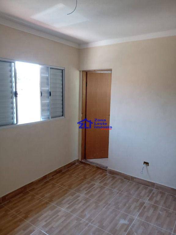 Sobrado à venda com 2 quartos, 120m² - Foto 3