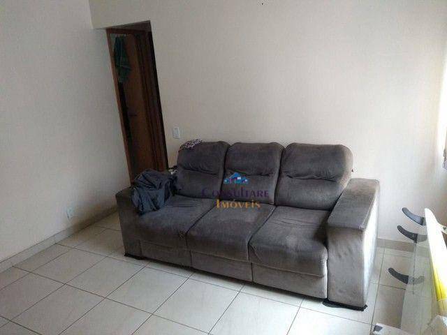 Apartamento à venda com 2 quartos, 62m² - Foto 1