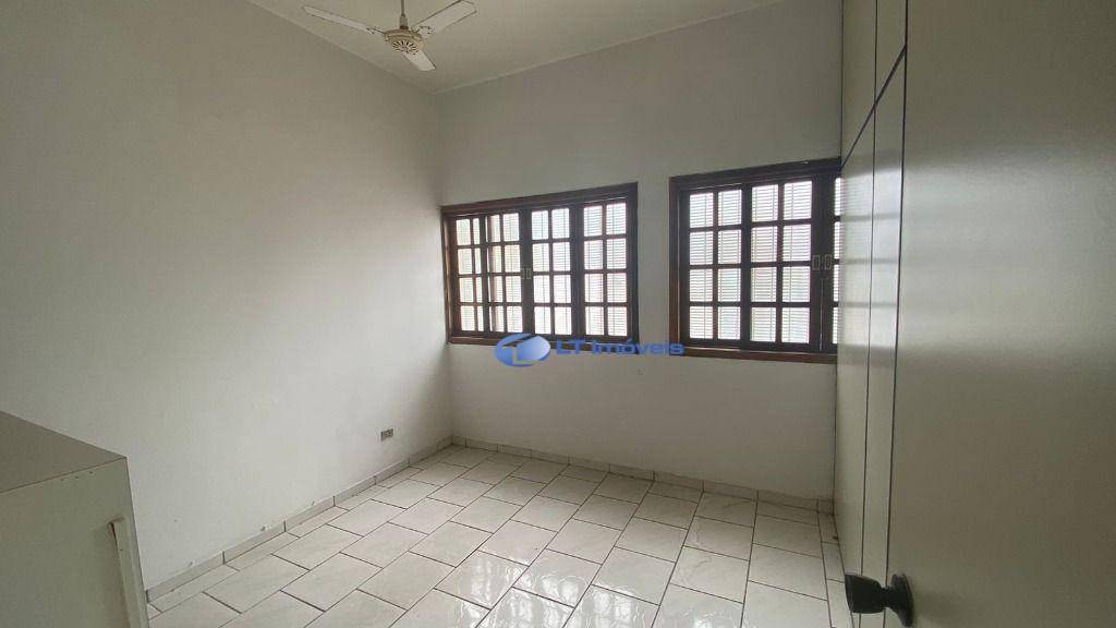 Sobrado à venda e aluguel, 217m² - Foto 17
