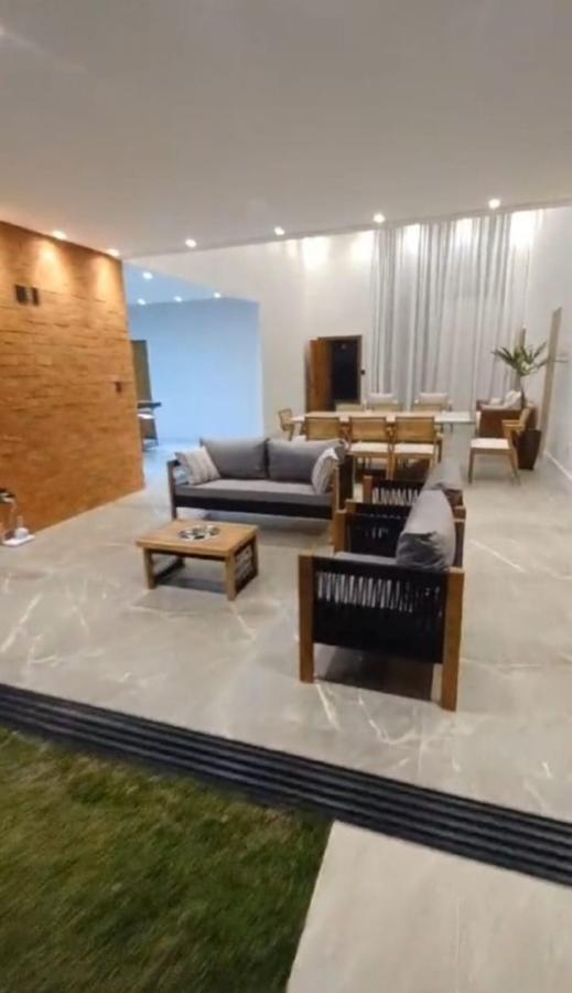 Casa de Condomínio à venda com 4 quartos, 325m² - Foto 8